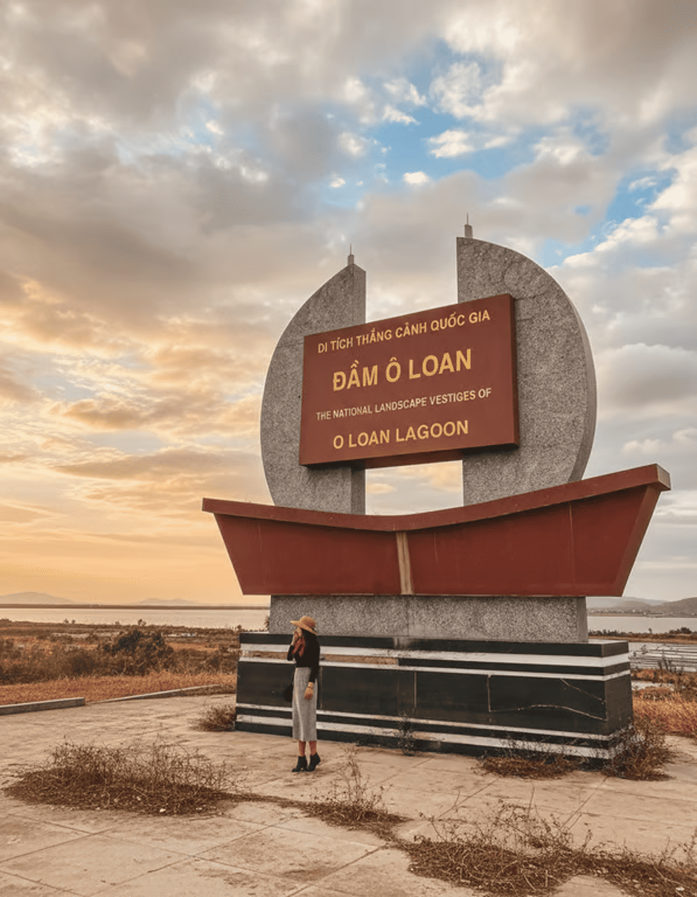 Đầm &Ocirc; Loan l&agrave; di t&iacute;ch thắng cảnh Quốc gia